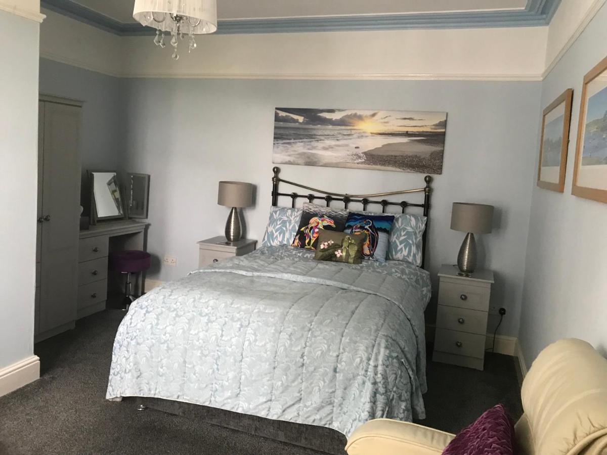 Craig-Y-Mor Hotel Criccieth Bagian luar foto