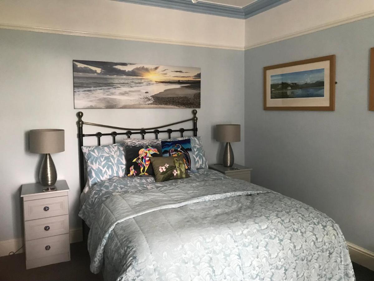 Craig-Y-Mor Hotel Criccieth Bagian luar foto